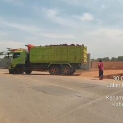 Diduga BSD Langgar Perda Soal Jam Operasional Mobil Pengangkut Tanah