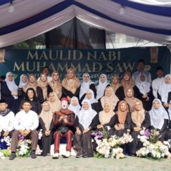 SDN Karang Tengah dan SDN Karang Tengah 4 Gelar Peringatan Maulid Nabi Muhammad SAW dan Santunan Anak Yatim Piatu