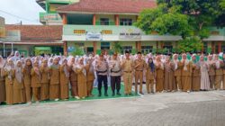 Kapolsek Pasar Kemis Jadi Pembina Upacara di SMK Al Amanah, Sampaikan Pesan Kamtibmas
