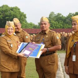 Wabup Intan Tegaskan Pentingnya Kedisiplinan Sebagai Fondasi Tingkatkan Pelayanan Publik